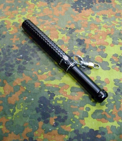 Baterka s obuškom ZOOM 2v1 Baterka s obuškom ZOOM 2v1