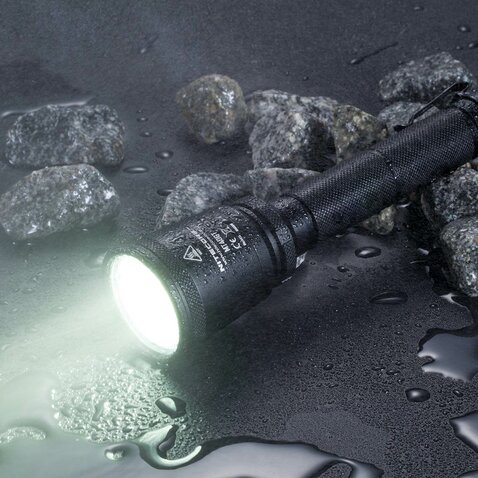 Svietidlo Nitecore MT40GT - 1000 lumenov/618m