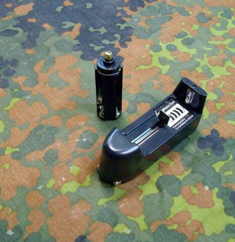 Baterka s obuškom ZOOM 2v1 Baterka s obuškom ZOOM 2v1