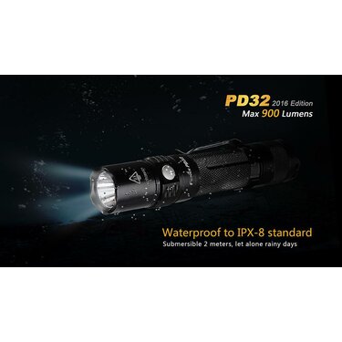 Taktická baterka Fenix PD32 X-PL (900lm)