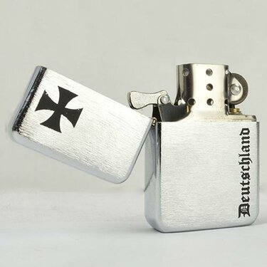 Zapaľovač Tristar Deutchland s maltézskym krížom 2